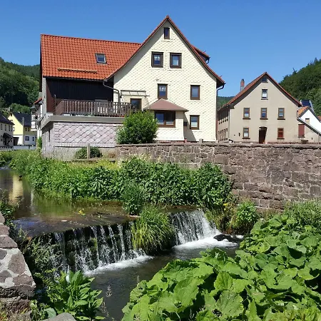 Am Kirchberg Apartment